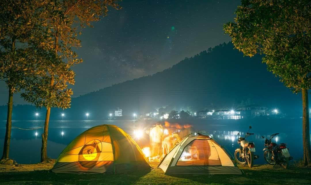 Camping cuối tháng 10